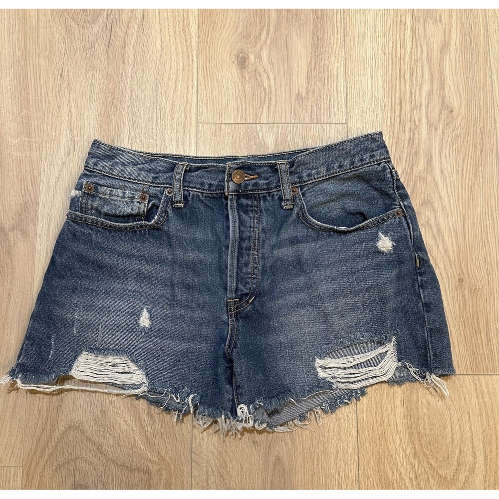 FREE PEOPLE Byron Bay Blue‎ Denim High Waisted Shorts Distressed Size 28 EUC